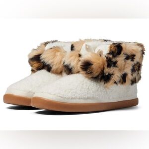 Toms Celeste Cheetah Shearling Booties Slippers Cozy Indoor Outdoor Size…